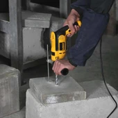 Dewalt Darbeli Matkap 750W 13mm Anahtarlı Mandren DWD024 thumbnail 6