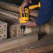 Dewalt Darbeli Matkap 750W 13mm Anahtarlı Mandren DWD024 thumbnail 5