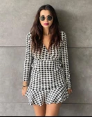 Kadın Uzun Kollu Kruvaze Yaka Kazayağı Mikro Mini Boy Elbise thumbnail 1