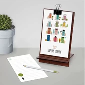 Ahşap Tabanlı Renkli Kapılar 2026 Masa Takvimi - 1