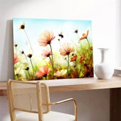 Çiçeklerden Bal Toplayan Arı Kanvas Tablo thumbnail 3