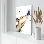 Geyiğin Burnundaki Kelebek Kanvas Tablo thumbnail 3