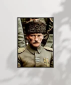 Çerçevesiz Poster Cephedeki Lider thumbnail 2