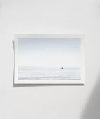 Çerçevesiz Poster Denizde Tek Başına thumbnail 1