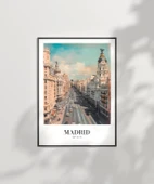Çerçevesiz Poster Madrid’in İkonik Caddesi thumbnail 6