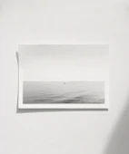 Çerçevesiz Poster Denizin Ortasında thumbnail 1