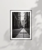 Çerçevesiz Poster Sokakların Sessizliği thumbnail 2
