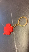 Kırmızı Renk Yonca Şekil Gold Aksesuarlı Küçük Anahtarlık El Yapımı Epoksi Hediyelik - 4