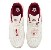Nike Air Force 1 Valentine’s Day thumbnail 5