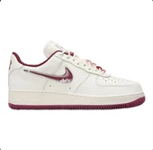 Nike Air Force 1 Valentine’s Day thumbnail 1