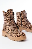 2121-356 Parlak Leopar Bağcıklı Fermuarlı Günlük Kadın Bot - 1