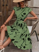 Kadın Kısa Yarasa Kollu Yuvarlak Yaka Beli Büzgülü Süprem Elbise thumbnail 1