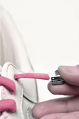 Akıllı Kilitli Ayarlanabilir 1 Çift Fuşya Pembe 6 MM Lastik Pratik Bağcık thumbnail 3