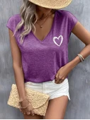 Kadın Kısa Kollu V Yakalı Kalp Baskılı Viskon Bluz thumbnail 3