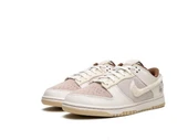 DUNK LOW RETRO PRM Year of the Rabbit thumbnail 3