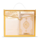 Şal + Seccade + Tesbih + Kuran Hediye Seti (Çanta Boy, Asetat Çanta, Beyaz) thumbnail 1