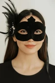 CEYLAN ADAM     Siyah Renk Yandan Tüylü Süet Kaplama Beyaz İncili Parti Maskesi 18X15 cm thumbnail 4