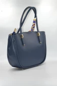 Kadın Lacivert Kurdele Süslü Fermuarlı ve Askılı Günlük Şık Çanta - 4