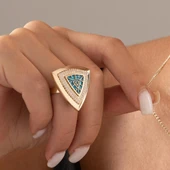 Özel Üçgen Tasarım Altın Yüzük thumbnail 1