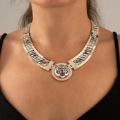 Özel Tasarım Beyaz Kaplan Altın Kolye thumbnail 5