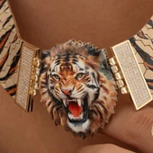 Özel Tasarım Aslan Figürlü Altın Kolye thumbnail 3