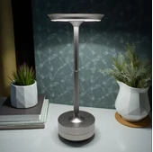 ŞIK MODEL GRİ GÜMÜŞ İNCE TASARIM GÜÇLÜ IŞIK DÜZ MODEL 3 RENK IŞIK ŞARJLI DOKUNMATİK MASA LAMBASI IŞIK ŞİDDETİ AYARLANABİLİR thumbnail 2