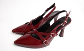 Assortie Bordo Rugan İnce Topuklu Kadın Ayakkabı – Çapraz Tokalı & Sivri Burun - 2