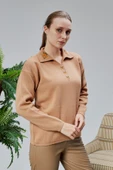 Kadın Polo Yaka Oversize Çiçek Nakışlı Triko Kazak Vizon - 2