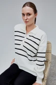 Kadın Polo Yaka Oversize Çizgili 4 Düğmeli Triko Kazak Ekru - 5