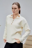 Kadın Polo Yaka Oversize Çiçek Nakışlı Triko Kazak Ekru thumbnail 9