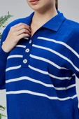 Kadın Polo Yaka Oversize Çizgili 4 Düğmeli Triko Kazak Saks Mavi thumbnail 6