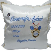 İsme Özel Bebek Yastığı Saten Arılı Ekru - 1