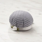 Loren Kola Takılabilir Gri beyaz İğnedanlık thumbnail 1