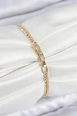 Pirinç Zirkon Taşlı Ezme Zincirli Sıralı Model Gold Renk Kadın Bilekilk - TJ-BB7655 - 2