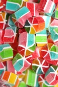ŞEKERCİYAŞAR Gökkuşağı Dilim Akide Lolly Akide Şeker 250 gr - 4