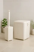 Lines Serisi Beyaz 2'li Banyo Seti, Akrilik Kare 5 Litre Çöp Kovası, Tuvalet Fırçası Takımı 3460 thumbnail 5