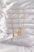 316L Çelik Gold Renk Pembe Mineli El Figür Tarot Kolye thumbnail 2