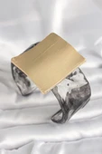 Siyah Mermer Desen Akrilik Plastik Gold Kare Plaka Model Vintage Kadın Bilezik thumbnail 1