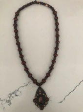 KAHVERENGİ TAŞLI BONCUKLU KOLYE - 1
