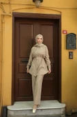Gömlek Yaka Belden Bağcıklı Kısa Tunik İkili Tesettür Eşofman Takımı - (38-46) - 71299 - Bej thumbnail 1