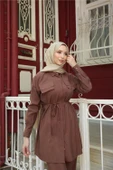 Gömlek Yaka Belden Bağcıklı Kısa Tunik İkili Tesettür Eşofman Takımı - (38-46) - 71299 - Kahverengi thumbnail 4