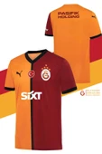 Galatasaray Orijinal 2024/25 Sarı Kırmızı 5 Yıldızlı Taraftar Forma Aslan Baskılı Hediyelik Ahşap Kutulu thumbnail 2