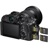 Sony A7R V (A7R 5) Aynasız Fotoğraf Makinesi - 7