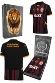 Galatasaray Orijinal 2024/25 Alternatif Siyah Forma Aslan Baskılı Hediyelik Ahşap Kutulu thumbnail 1