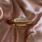 Hareketli Taşlı Gold Çelik Kelepçe thumbnail 2