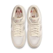 Nike SB Dunk Low Coconut Milk thumbnail 3