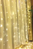 MENFRY 2x2 Pilli 8 Fonksiyonlu 200 Led 10 Saçak Şerit Led Perde Led İp Led Sarı ışık - 2