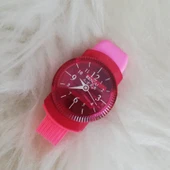 Pembe Saat Tasarım Kalemtraş ve Silgi thumbnail 1