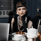 1920'ler Gatsby Aksesuar Seti – Siyah Charleston Saç Bandı, Uzun Eldiven & Sigaralık thumbnail 3