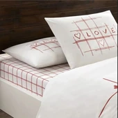 Glow Parlayan Çift Kişilik Nev Takımı Romenta Kırmızı thumbnail 2